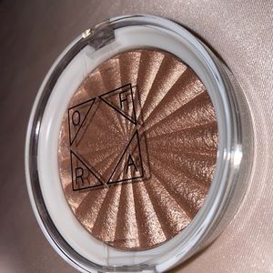 OFRA highlighter